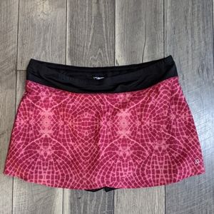 SkirtSports LG Hover skirt, flyaway print